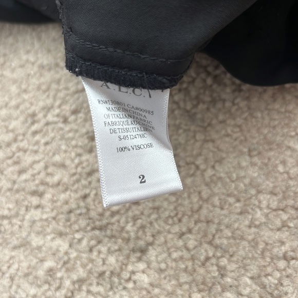 A.L.C. High Waisted Paperbag Wide Leg Cropped Classic Black Pants Size 2 - Picture 7 of 8